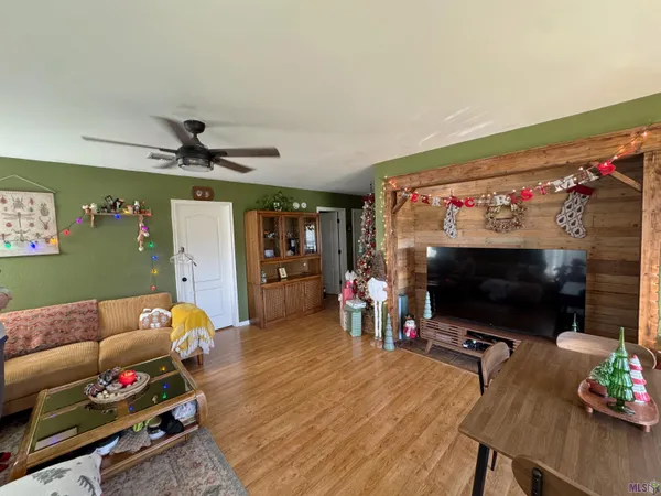 $157,900 | 117 Caribbean Drive, Jeanerette, LA 70544