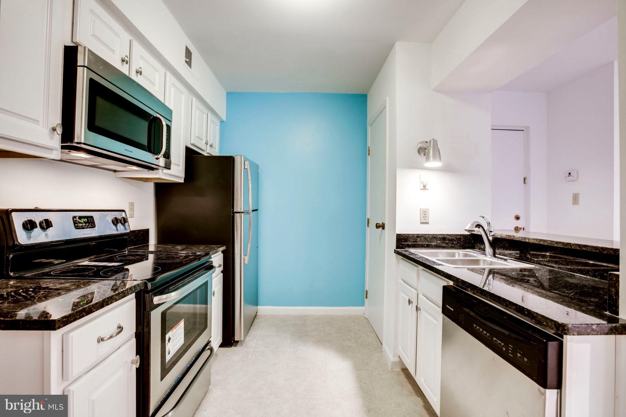 5804 Royal Ridge Drive, Unit T Springfield, VA 22152 - Photo 12 of 29 Gallery Image 12