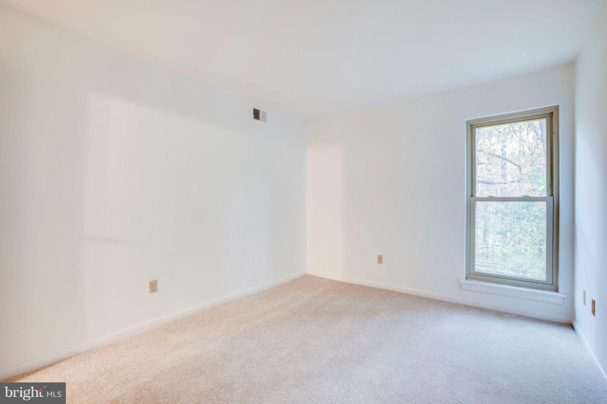 5804 Royal Ridge Drive, Unit T Springfield, VA 22152 - Photo 14 of 29 Gallery Image 14