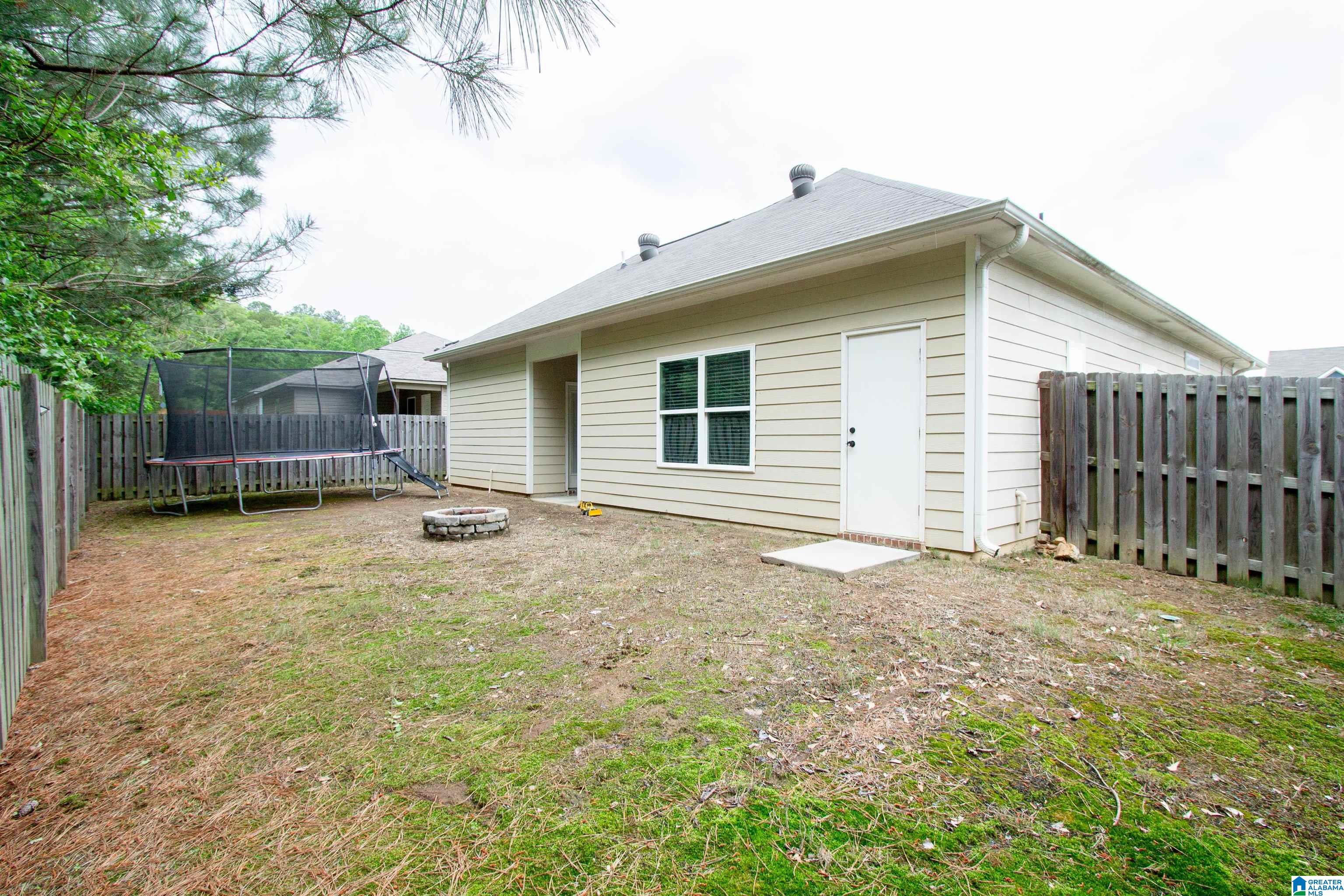 213 Hampton Drive Calera, AL 35040 - Photo 29 of 33