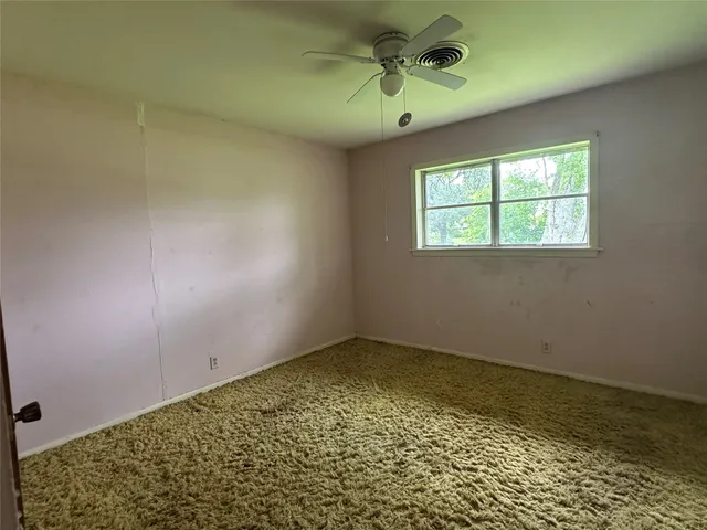 $185,000 | 112 Raven Street, Clute, TX 77531