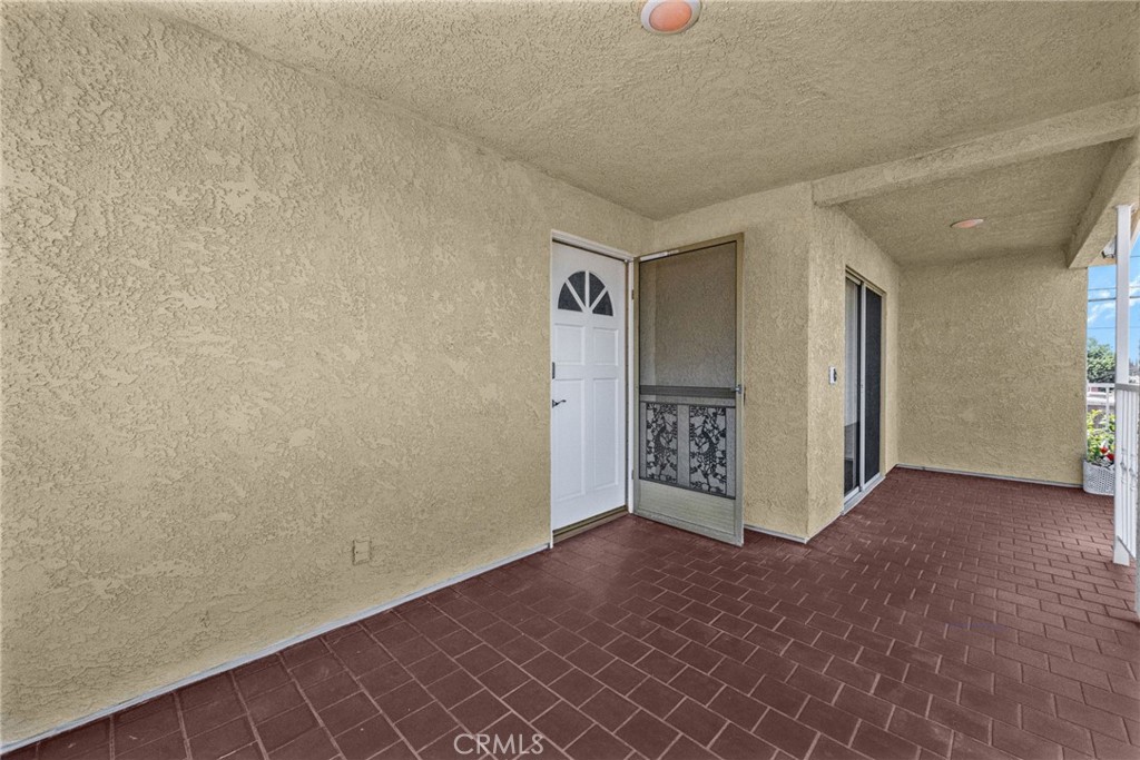 9470-9472 Foster Road Bellflower, CA 90706 - Photo 42 of 61 entrance to second unit