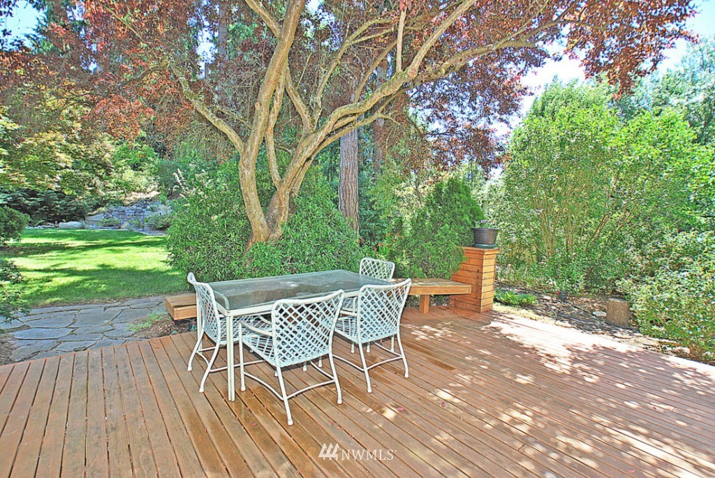 16306 110th Avenue Northeast Bothell, WA 98011 - Photo 17 of 19 Gallery Image 17