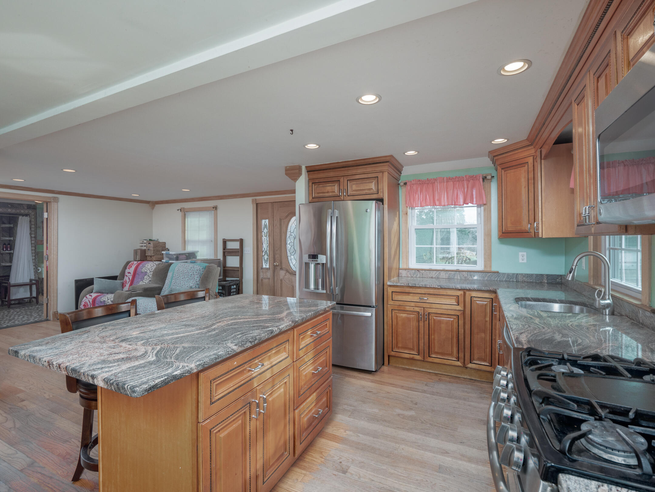 85 Puritan Road Buzzards Bay, MA 02532 - Photo 21 of 32 85 Puritan Rd Bourne-39