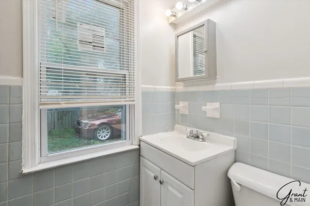 $104,900 | 4082 Hereford Street, Detroit, MI 48224