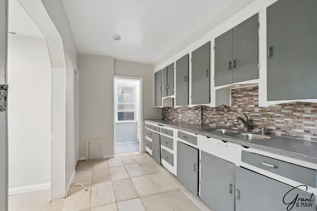 $104,900 | 4082 Hereford Street, Detroit, MI 48224