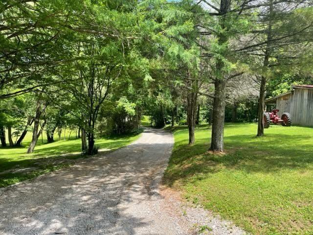 4907 Rush Branch Road Somerset, KY 42501 - Photo 13 of 46 20220608204146142652000000-o