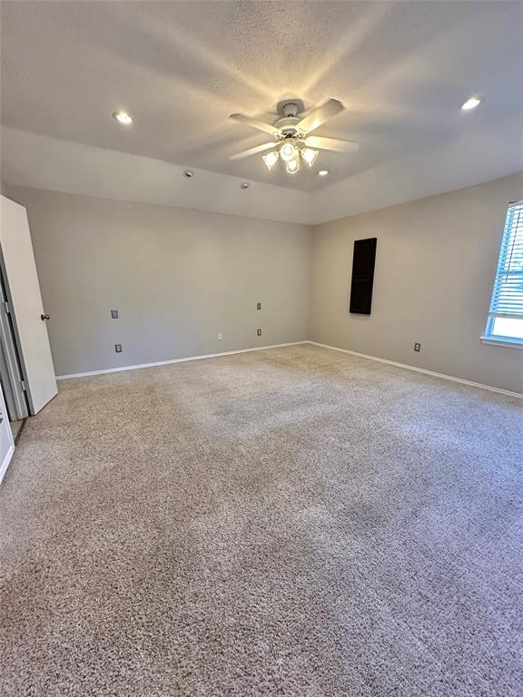 4905 Spur Ridge Court Fort Worth, TX 76244 - Photo 9 of 20
