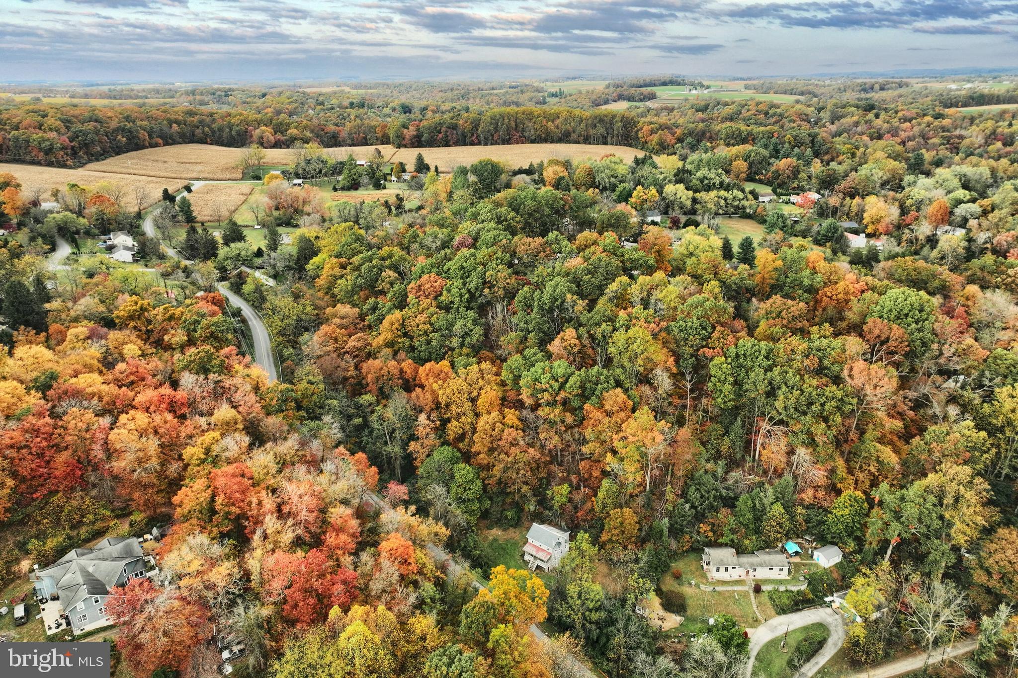 556 Bair Road Delta, PA 17314 - Photo 5 of 48