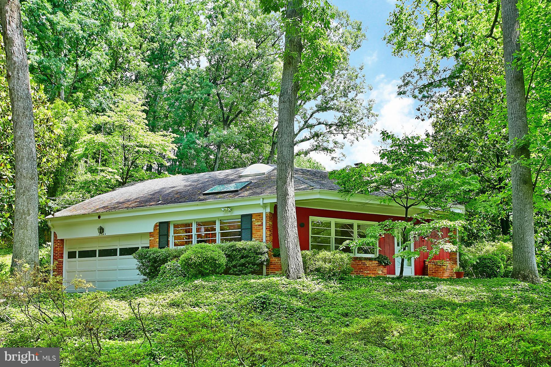 3744 30th Road North Arlington, VA 22207 - Photo 1 of 28 Exterior (Front)