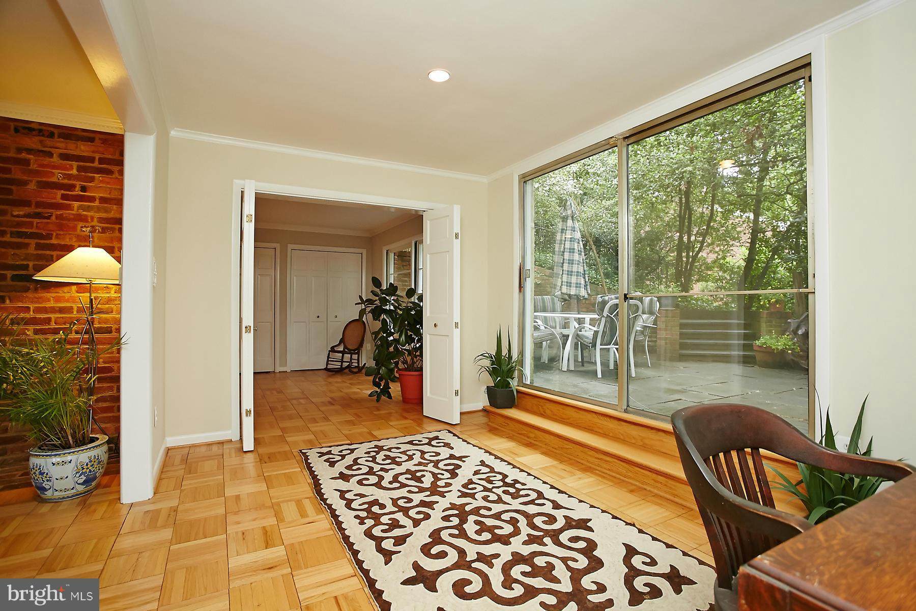 3744 30th Road North Arlington, VA 22207 - Photo 11 of 28 Den/Library/Office