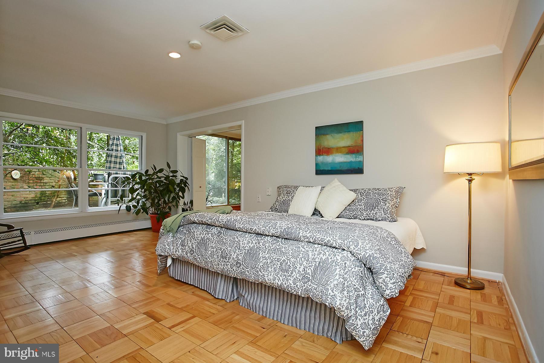 3744 30th Road North Arlington, VA 22207 - Photo 12 of 28 Master Bedroom