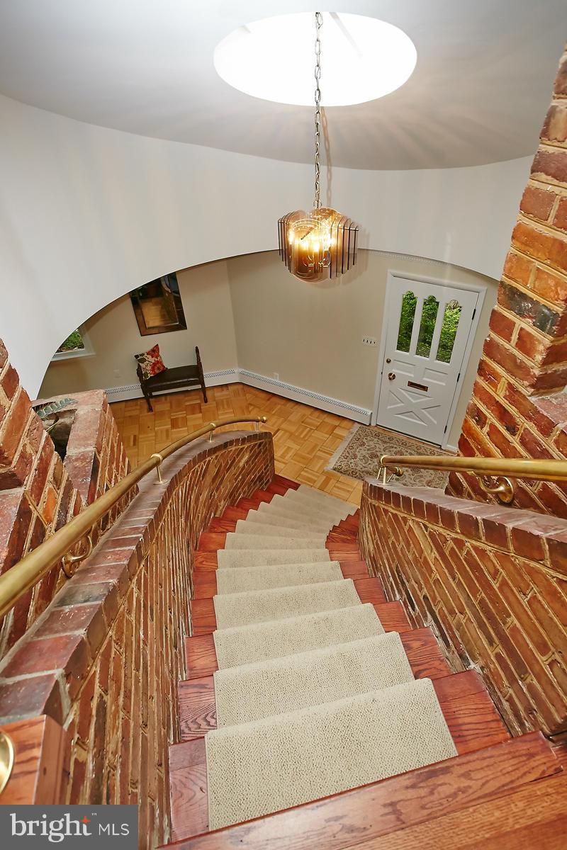 3744 30th Road North Arlington, VA 22207 - Photo 15 of 28 Curved Staircase