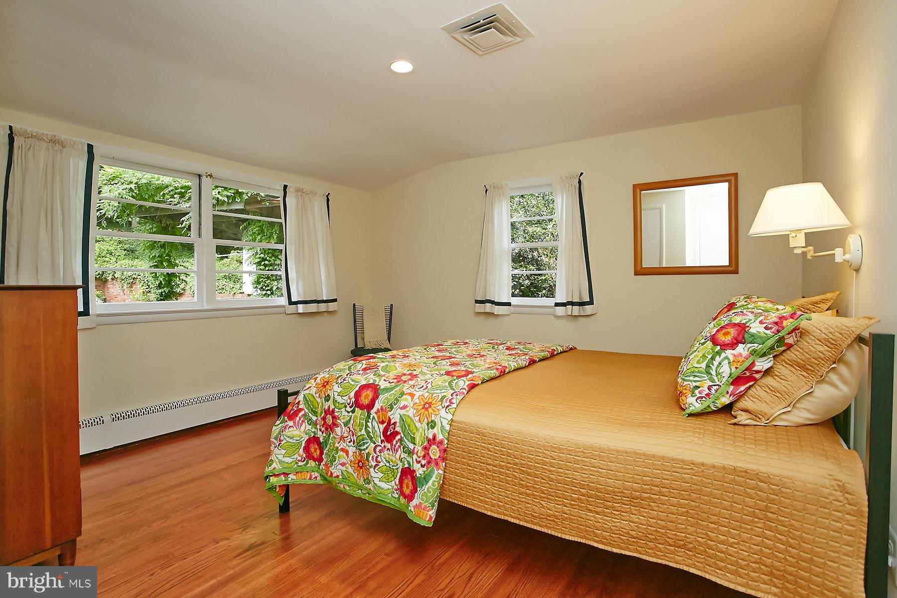 3744 30th Road North Arlington, VA 22207 - Photo 22 of 28 Bedroom