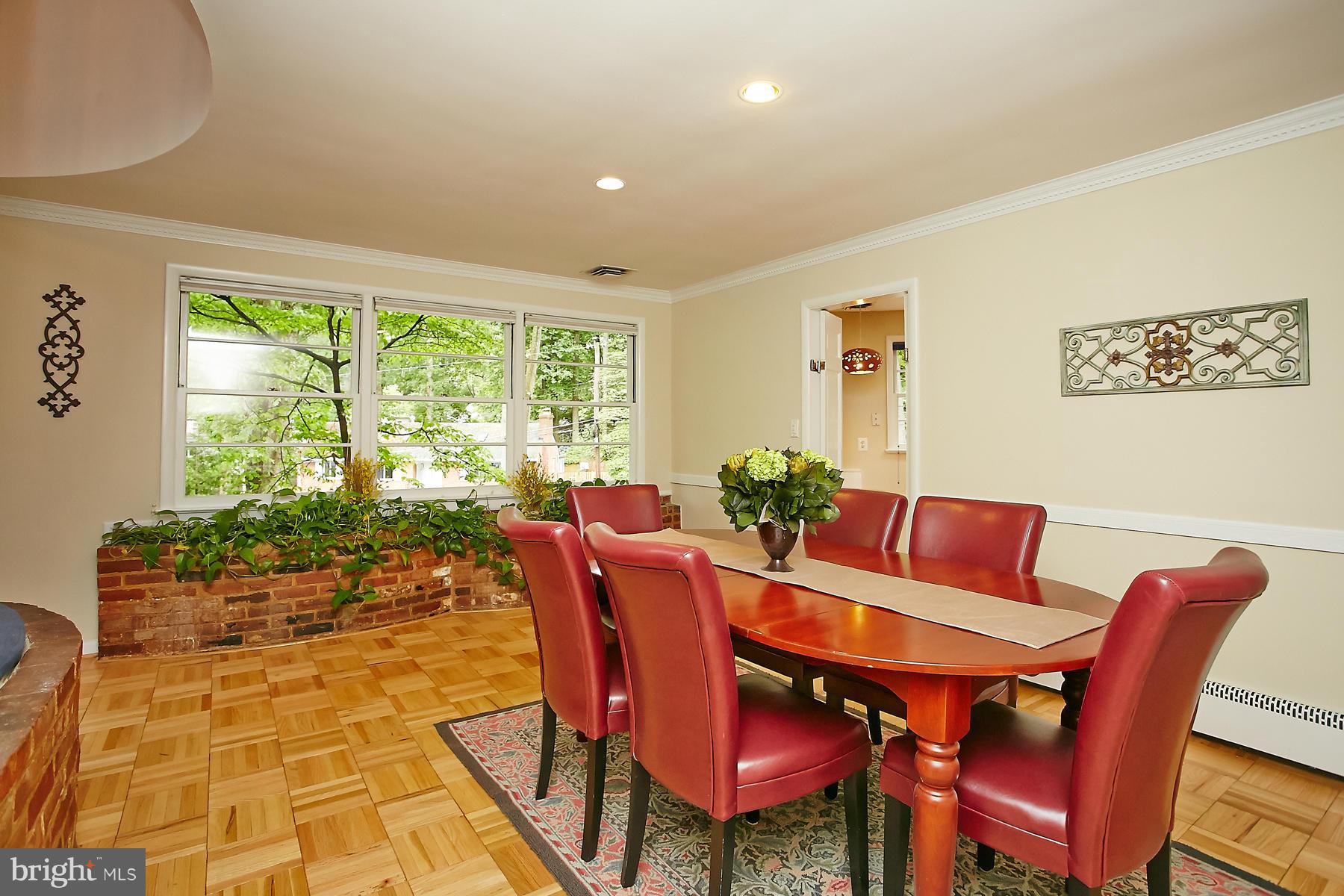 3744 30th Road North Arlington, VA 22207 - Photo 5 of 28 Dining Room