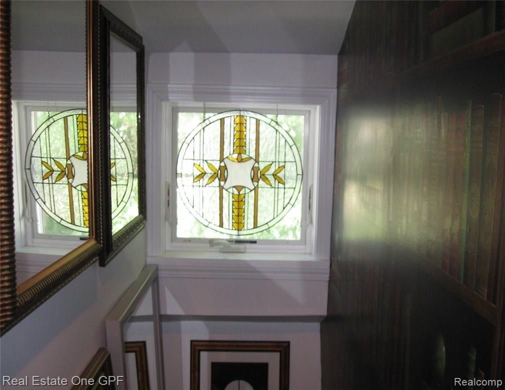 99 Muir Road Grosse Pointe, MI 48236 - Photo 25 of 37 25 IMG_2807.JPG