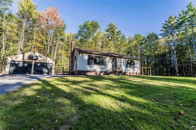$450,000 | 5 Rosewood Drive, Bow, NH 03304