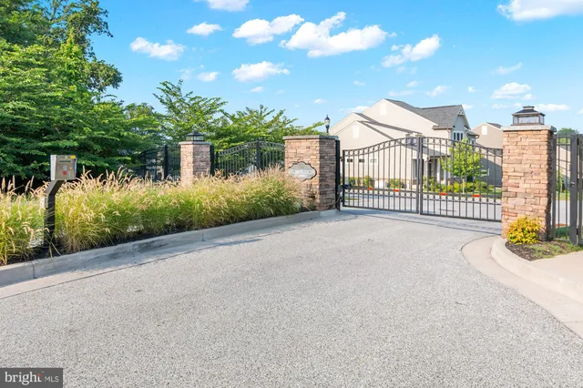 $855,000 | 6923 Summit Circle, Towson, MD 21239