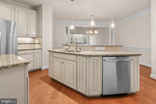 $855,000 | 6923 Summit Circle, Towson, MD 21239