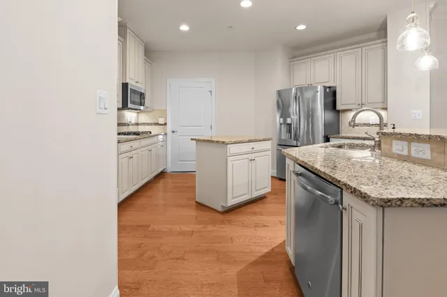 $855,000 | 6923 Summit Circle, Towson, MD 21239