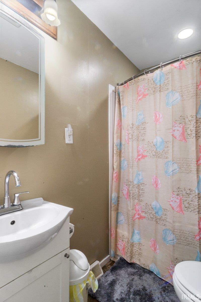 2836 Highway 64 Princeton, IN 47670 - Photo 15 of 33