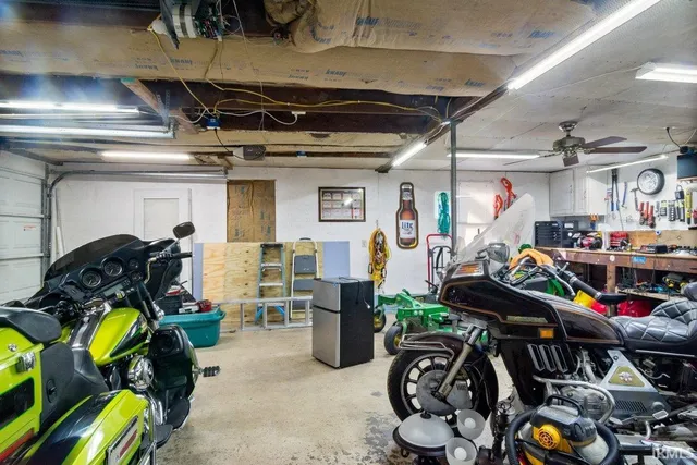 $250,000 | 2836 Highway 64, Princeton, IN 47670