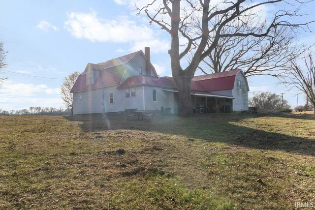 $250,000 | 2836 Highway 64, Princeton, IN 47670