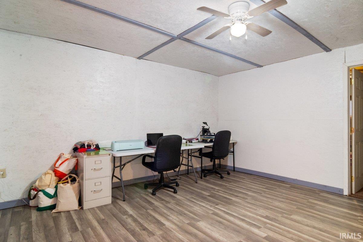 2836 Highway 64 Princeton, IN 47670 - Photo 4 of 33