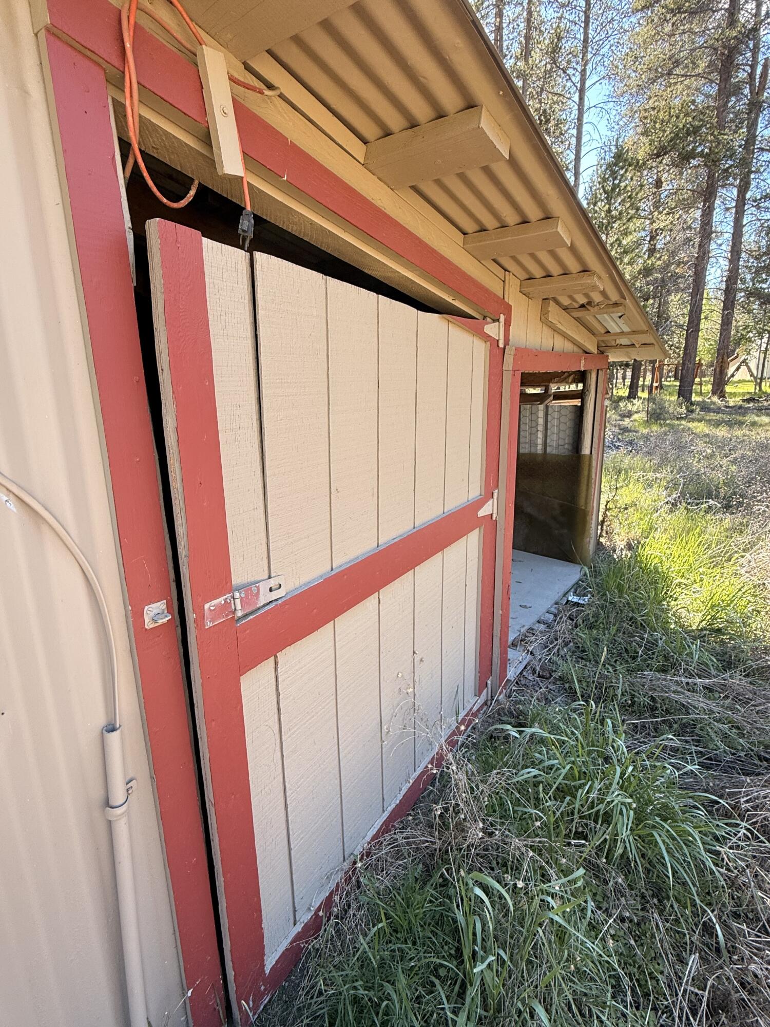 16025 Strawn Road La Pine, OR 97739 - Photo 54 of 70 shed 2 door