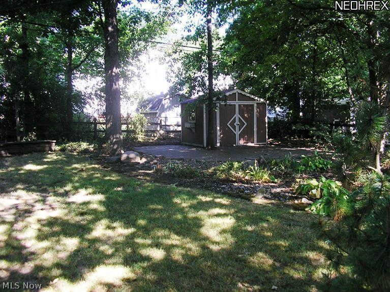 1124 Croyden Road Lyndhurst, OH 44124 - Photo 5 of 24