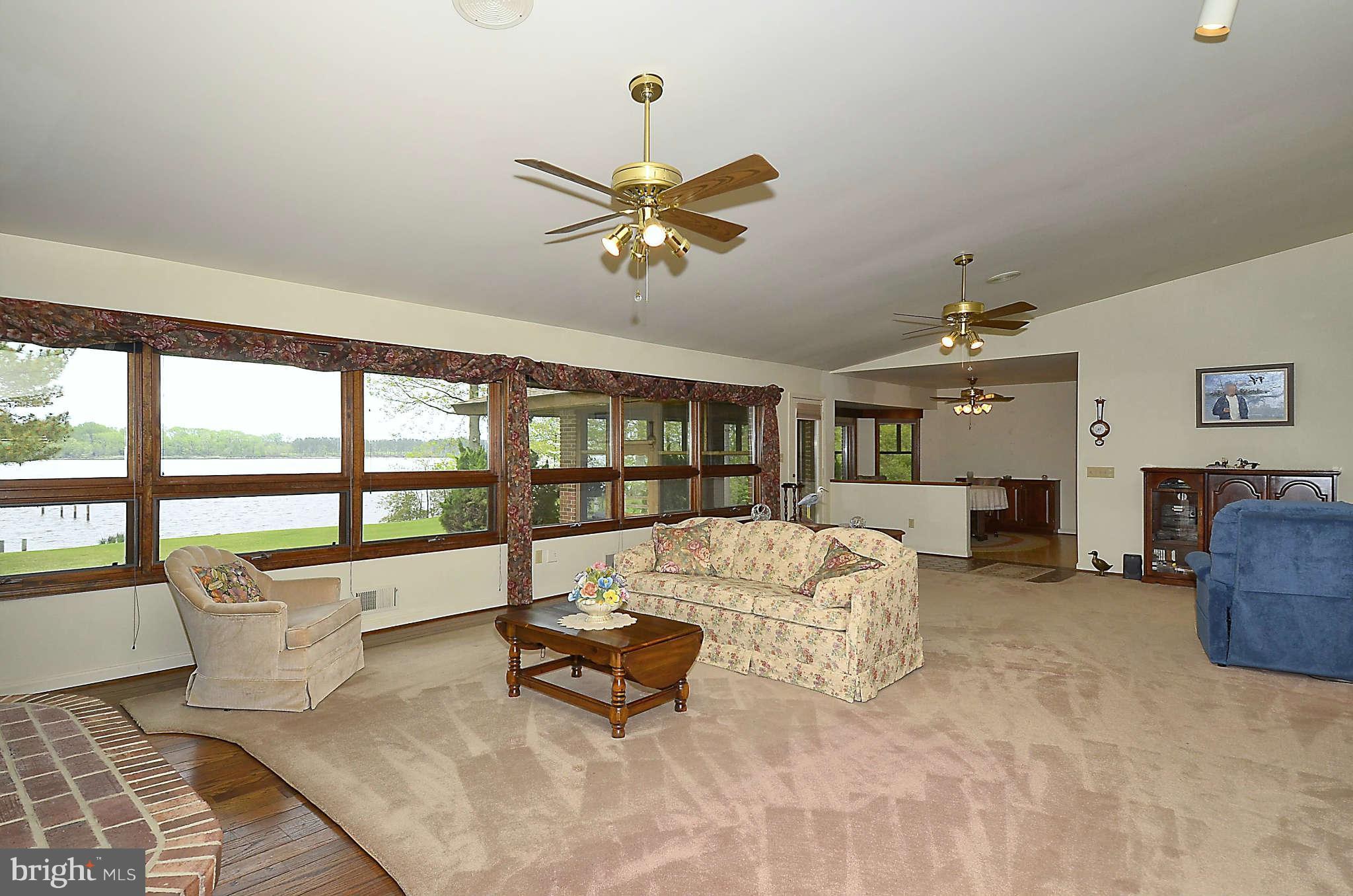 3023 Bennett Point Road Queenstown, MD 21658 - Photo 11 of 30 Family Room