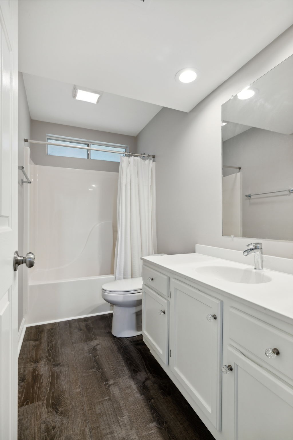 3014 Bent Tree Road Franklin, TN 37067 - Photo 21 of 28 a bathroom with a sink toilet and shower