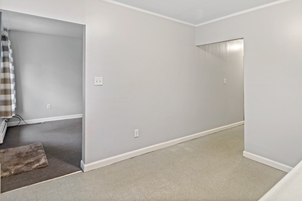 14 Vinnicum Road Swansea, MA 02777 - Photo 5 of 12 Gallery Image 5