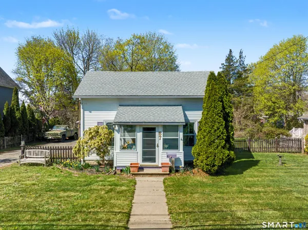 $499,000 | 57 Grove Street, Clinton, CT 06413