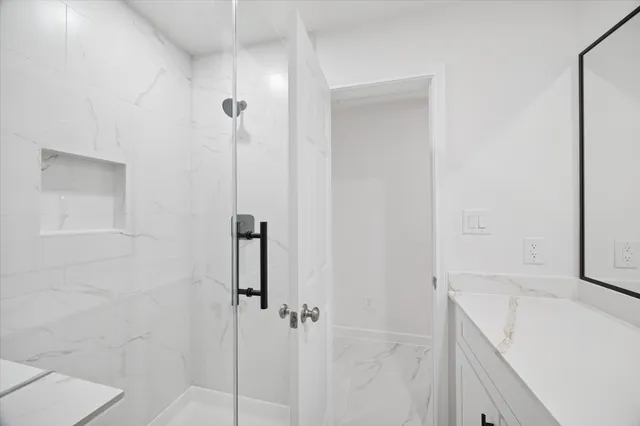 $589,000 | 6415 Upshaw Drive, Houston, TX 77396