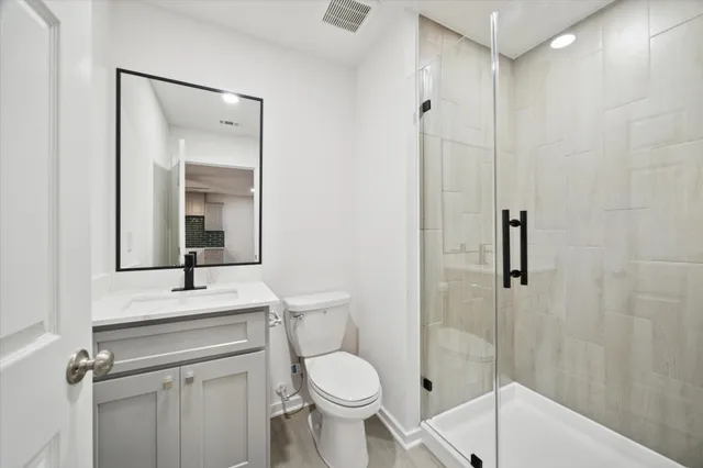 $589,000 | 6415 Upshaw Drive, Houston, TX 77396