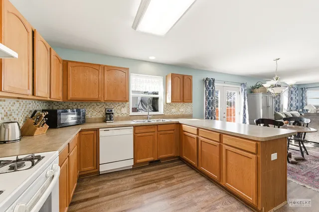 $299,990 | 3723 Harms Road, Joliet, IL 60435