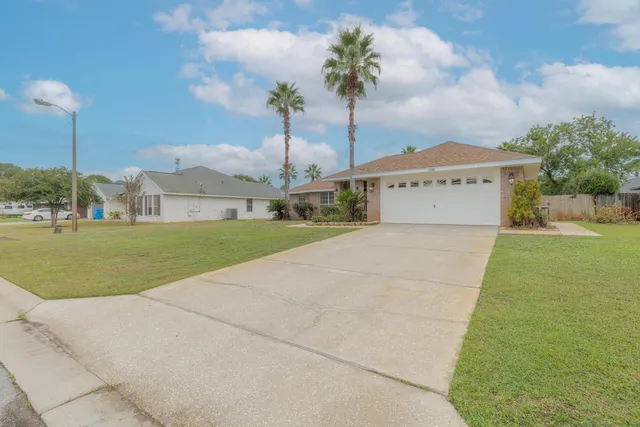 $474,000 | 1230 Grand Ridge Circle, Gulf Breeze, FL 32563