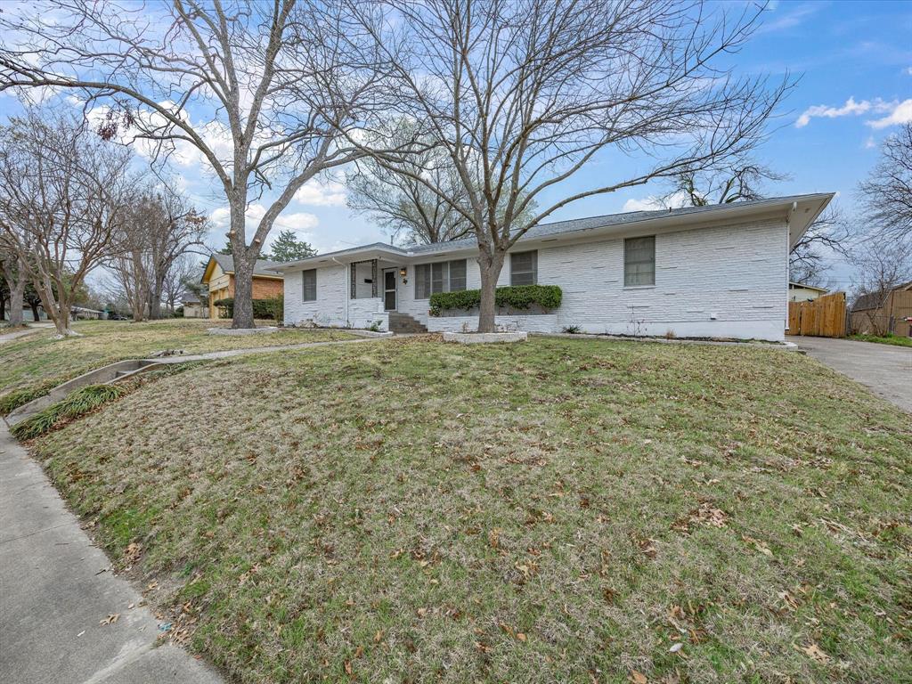514 West Ridgewood Drive Garland, TX 75041 - Photo 35 of 39 Ranch-style house featuring brick siding