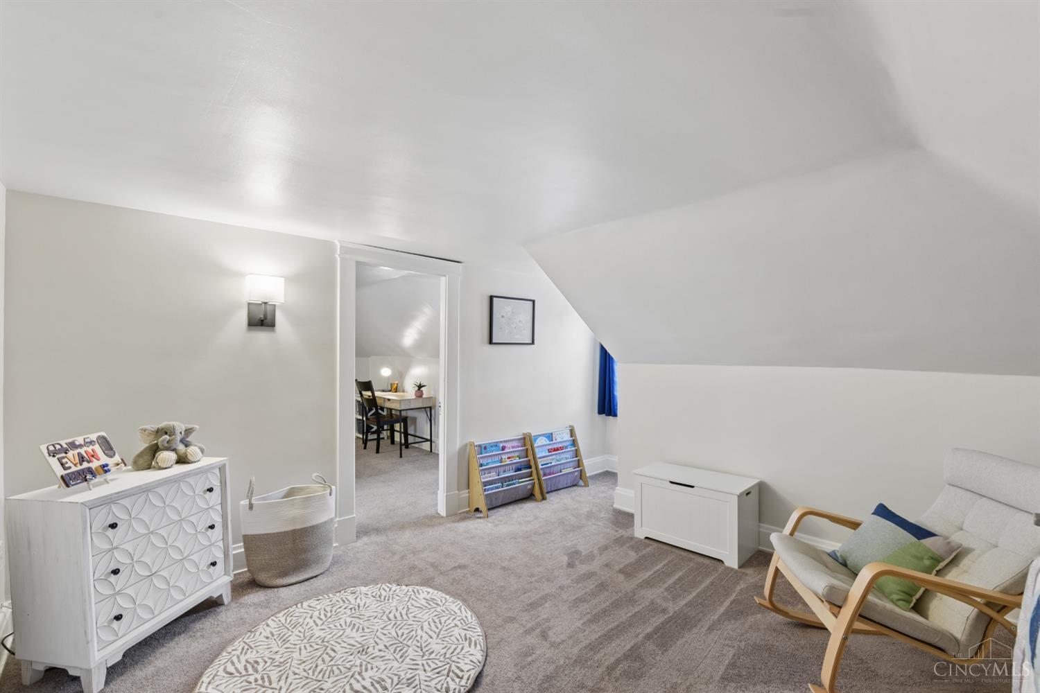 3327 Brotherton Road Cincinnati, OH 45209 - Photo 21 of 35 Gallery Image 21