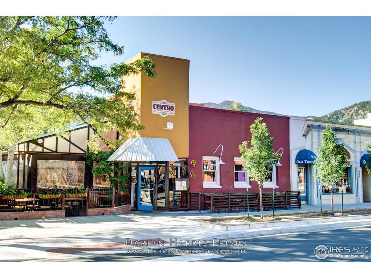 620 Pearl Street, Unit E Boulder, CO 80302 - Photo 2 of 37 a front view of a building with street view