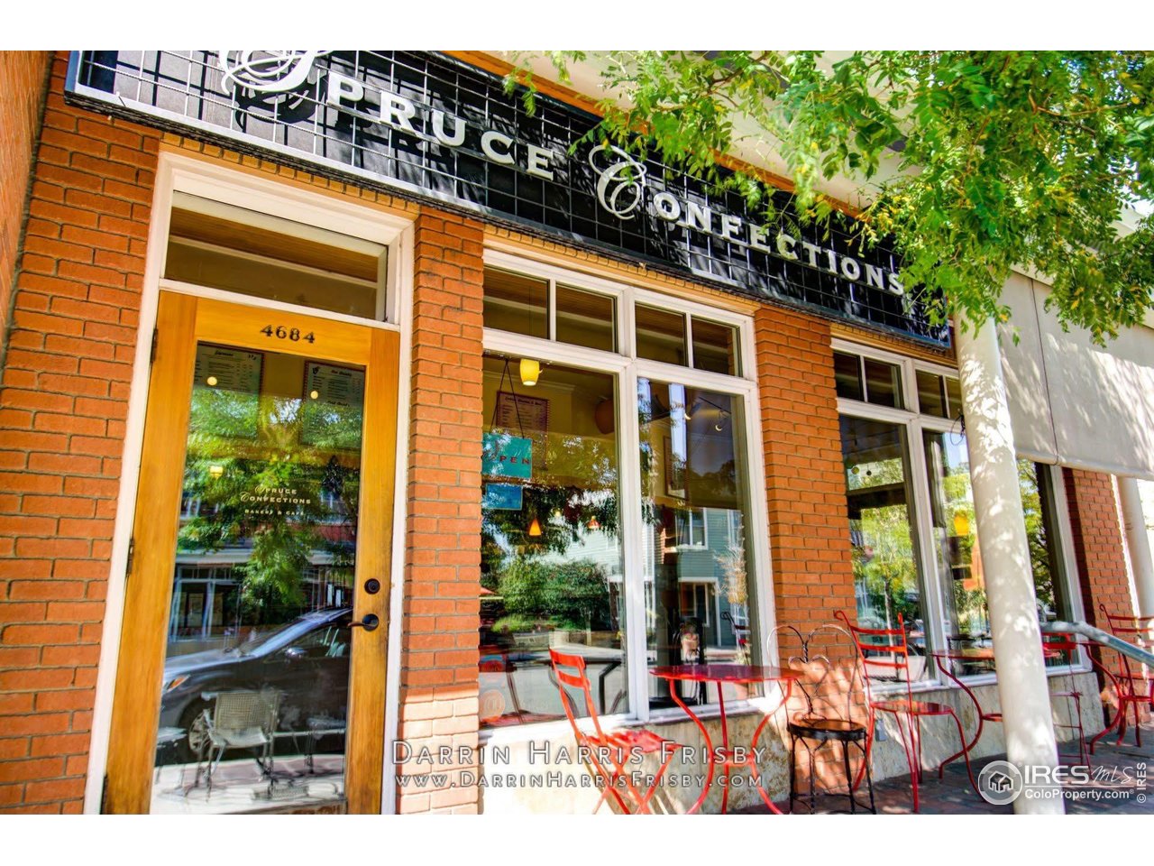 620 Pearl Street, Unit E Boulder, CO 80302 - Photo 35 of 37 a front view of a building with a garden