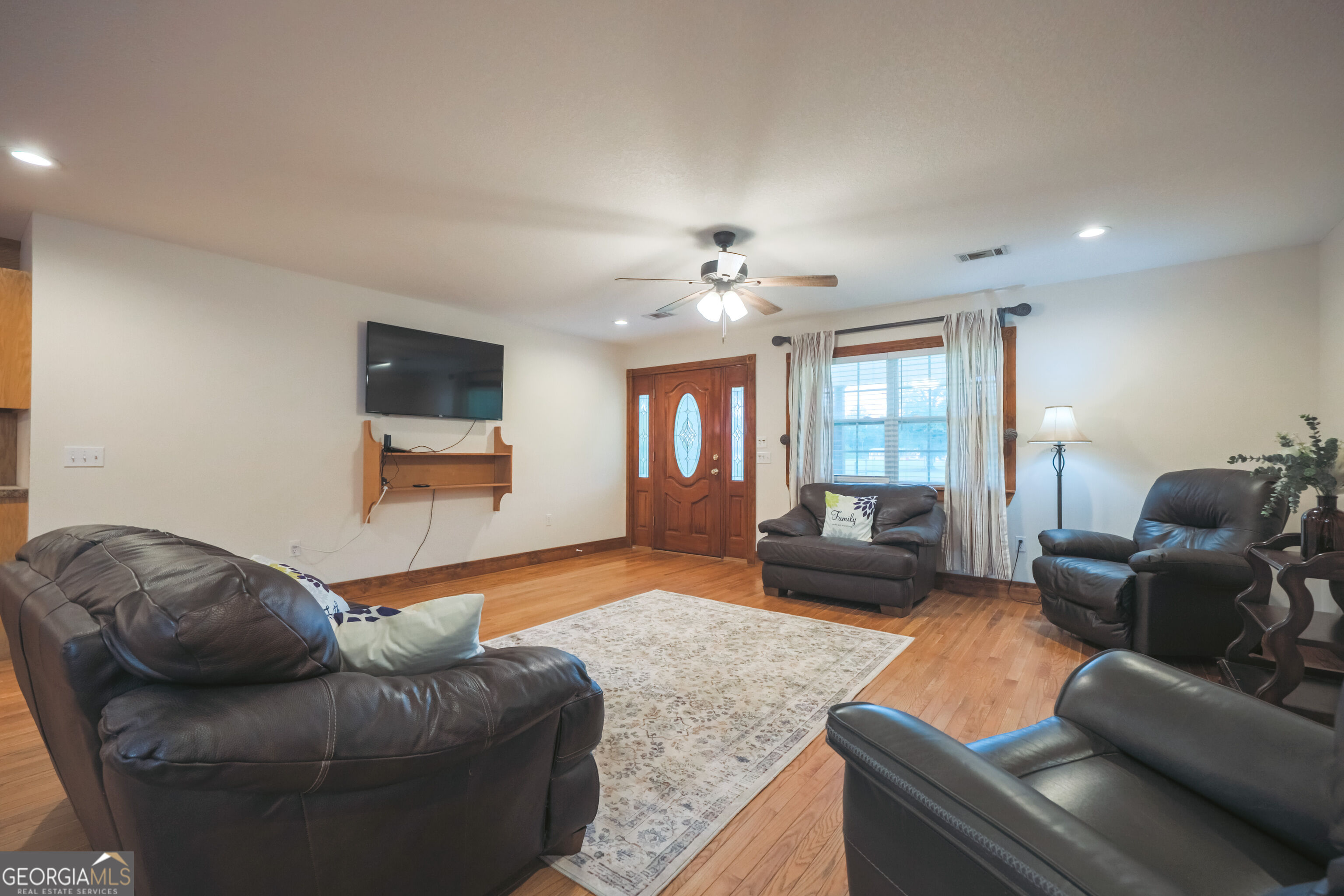 1325 Joe Knox Bridge Road Nahunta, GA 31553 - Photo 11 of 28 Gallery Image 11