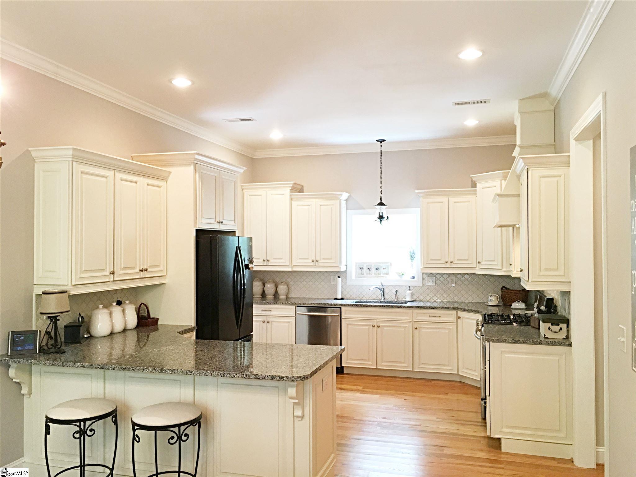 7 Treaty Point Way Fountain Inn, SC 29644 - Photo 5 of 33