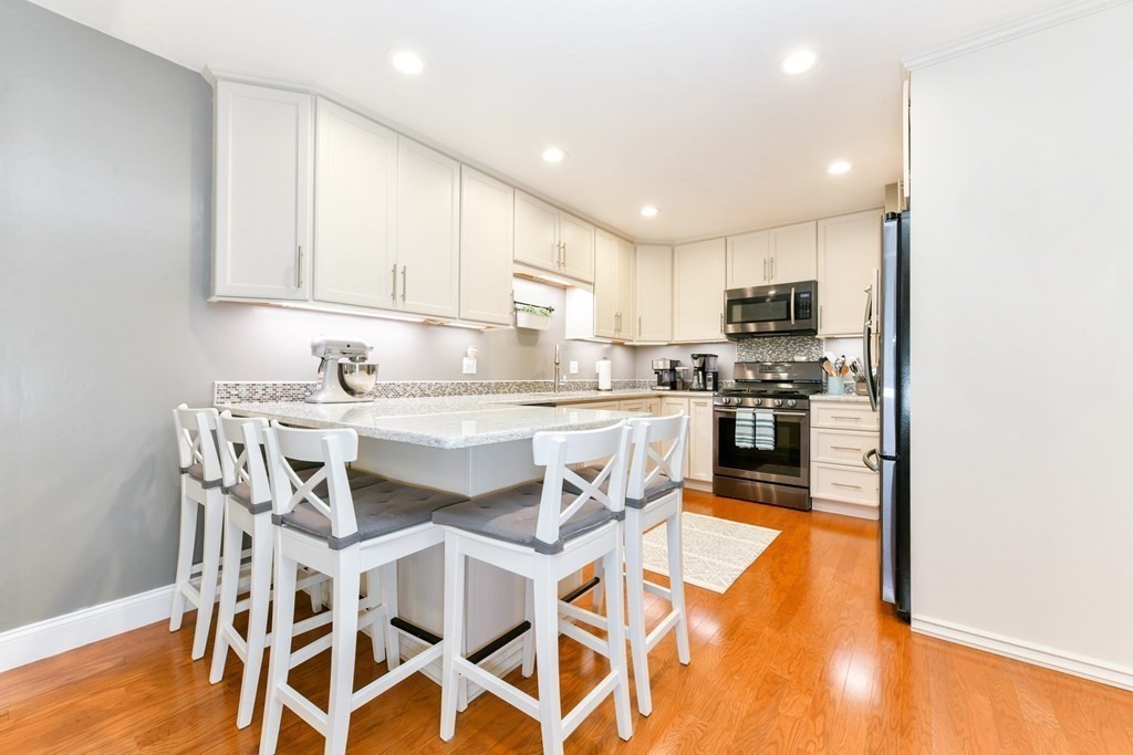 84 Walpole Street, Unit 1E Canton, MA 02021 - Photo 4 of 28 Gallery Image 4