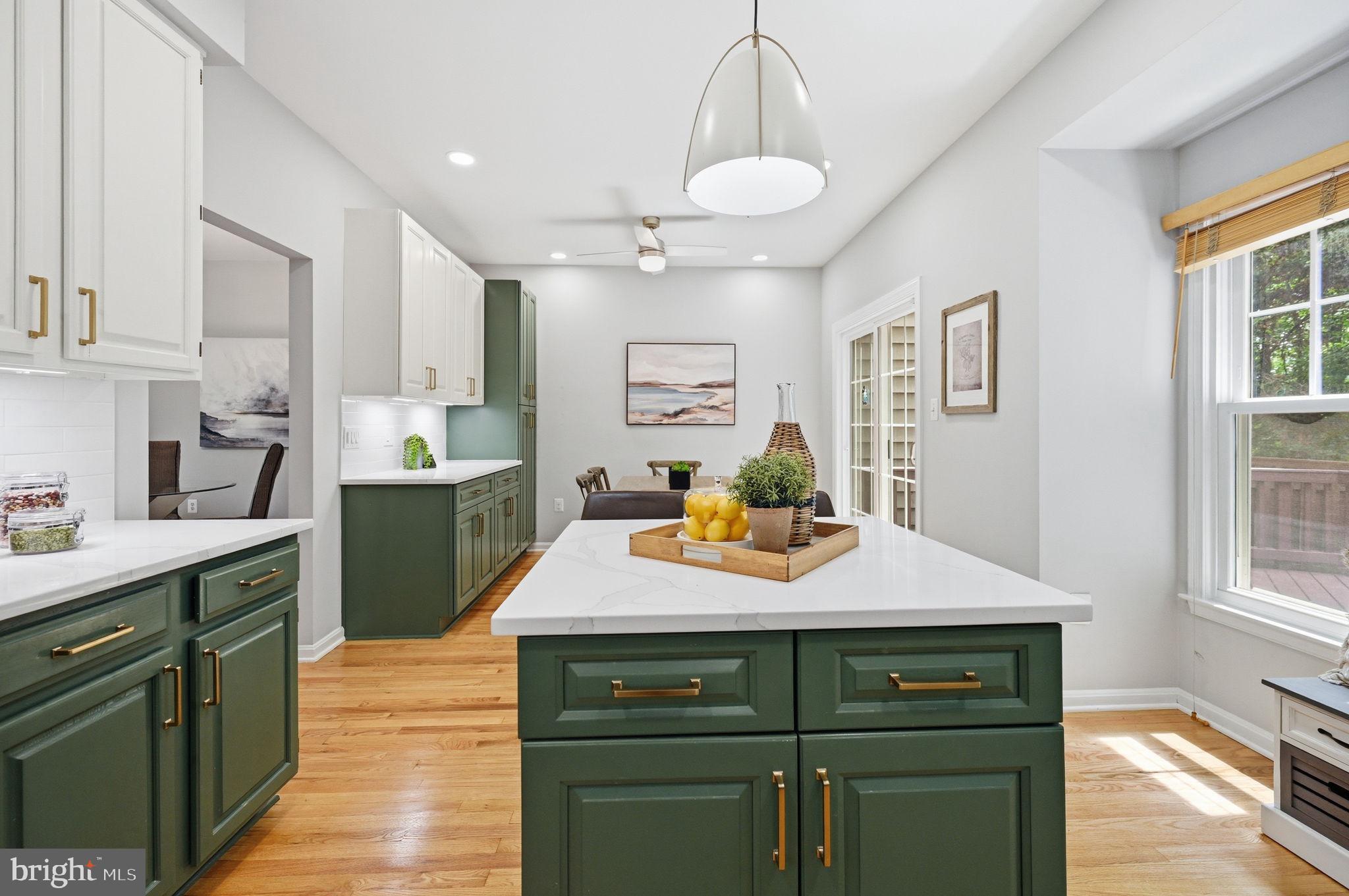1232 Weatherstone Court Reston, VA 20194 - Photo 21 of 51 Kitchen
