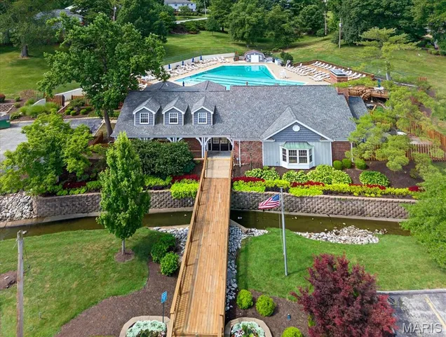 $185,000 | 1540 High School Drive, Brentwood, MO 63144