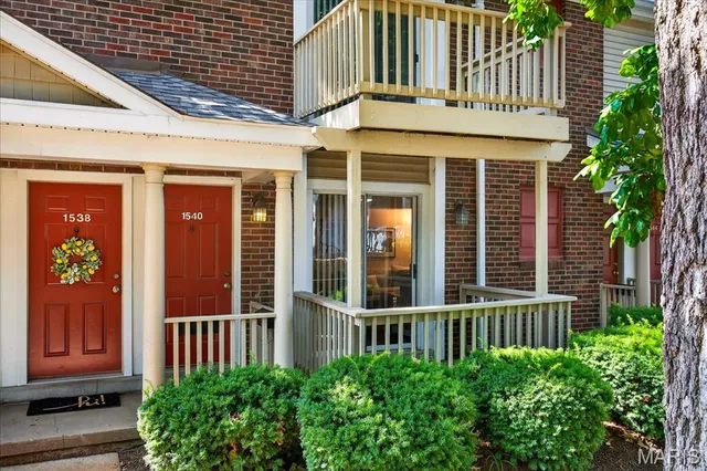 $185,000 | 1540 High School Drive, Brentwood, MO 63144