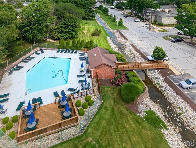 $185,000 | 1540 High School Drive, Brentwood, MO 63144