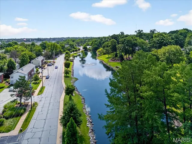 $185,000 | 1540 High School Drive, Brentwood, MO 63144